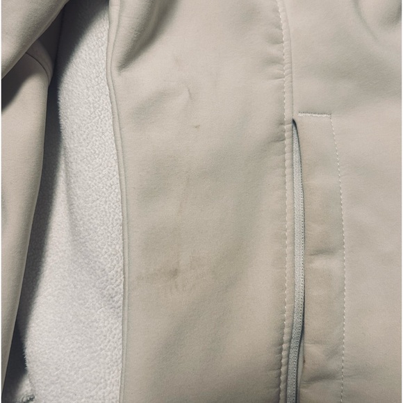 Medium The North Face “soft shell” jacket - Picture 4 of 9